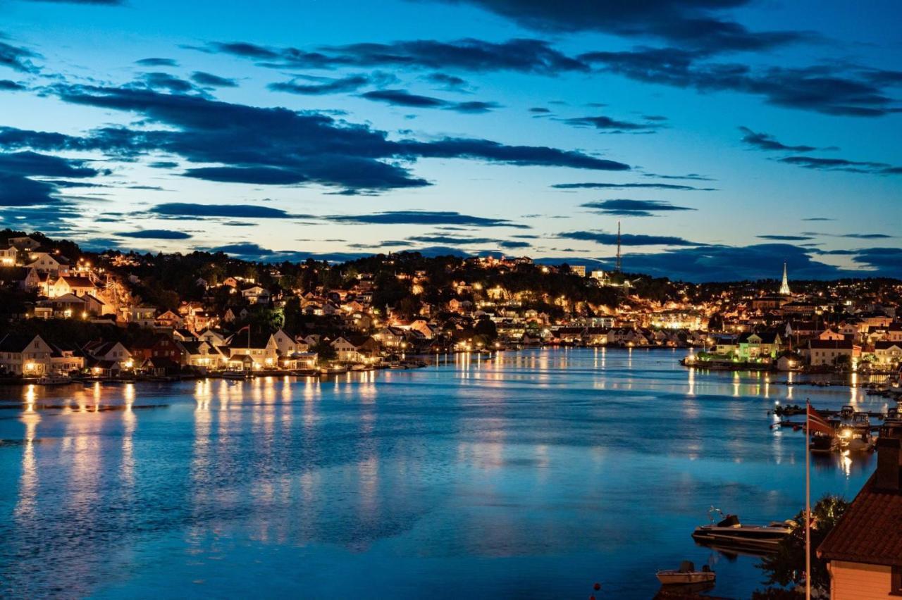 Luxurious Boathouse With Private Dock In The Best Location In Arendal Exterior photo